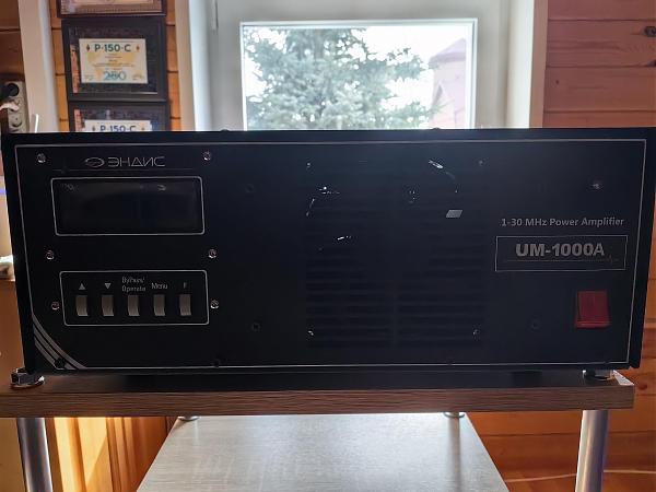 Продам Усилитель UM-1000A