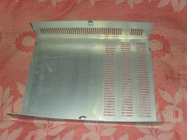 Продам Корпус для усилителя 30 х 42 х 18 (высота) см