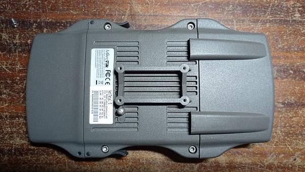 Продам Mikrotik NetMetal 5SHPn triple