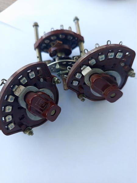 Продам Галетные переключатели