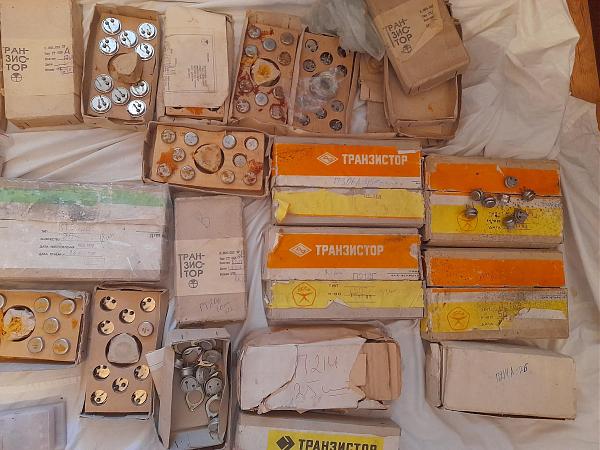 Продам Полупроводники