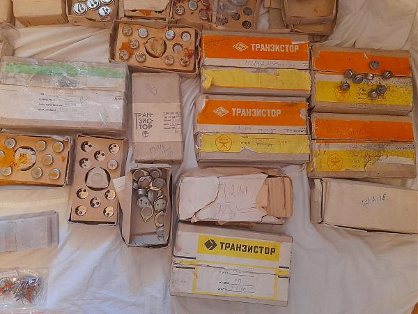 Продам Полупроводники