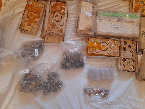 Продам Полупроводники