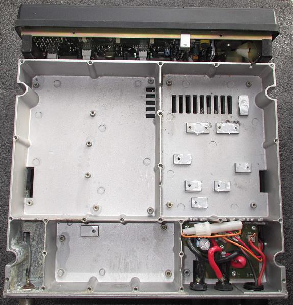 Продам Icom IC-M710