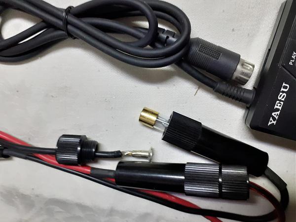 Продам ft-850+ dvs-2