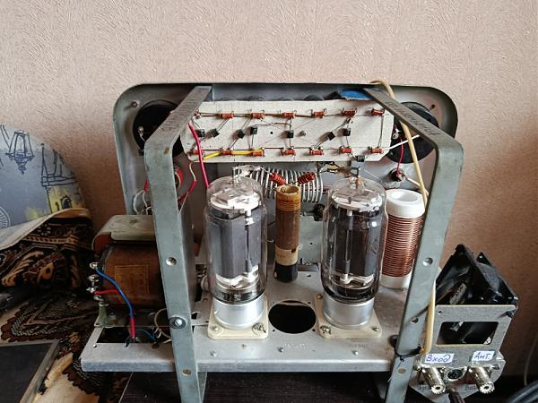 Продам Усилитель