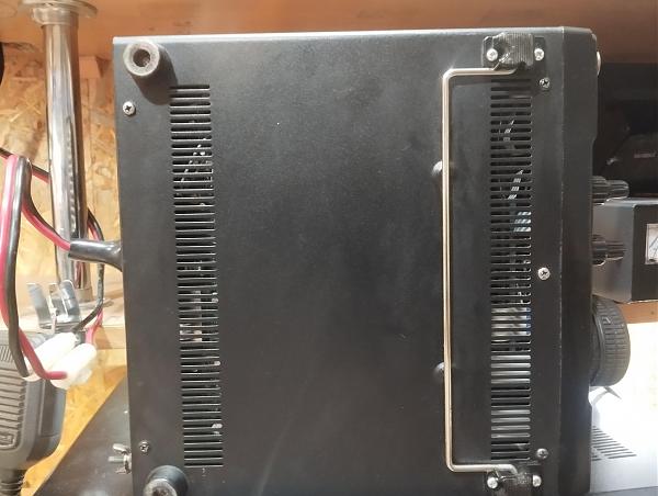 Продам Icom 718