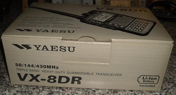 Продам Yaesu VX-8DR