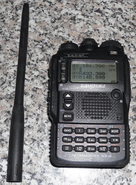Продам Yaesu VX-8DR