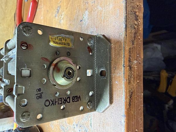 Продам Конденсатор