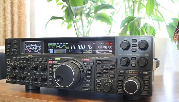 Продам Yaesu FT-2000