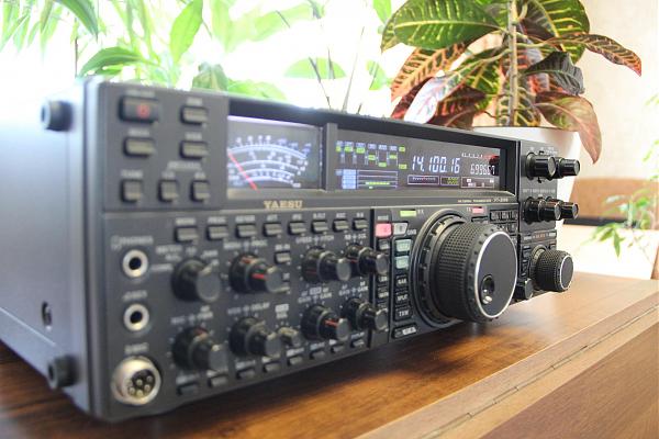 Продам Yaesu FT-2000