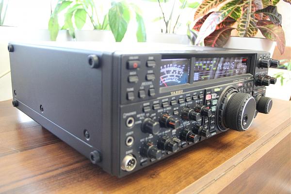 Продам Yaesu FT-2000