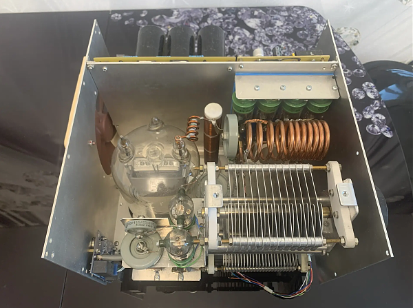 Продам Усилитель для радиостанции на лампе ГУ-81