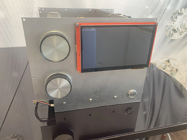 Продам Усилитель для радиостанции на лампе ГУ-81