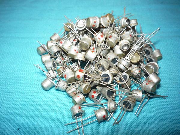 Продам Светодиоды времен СССР АЛС102с новые