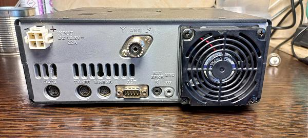 Продам Приемник yaesu ft 450d