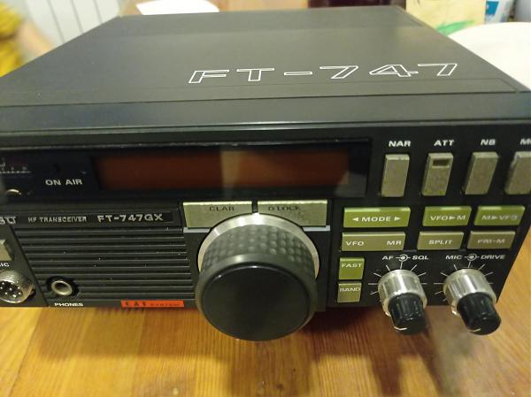 Продам Трансивер yaesu FT-747GX