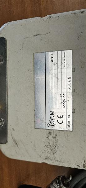 Продам Антенный тюнер AH4 для транссиверов ICOM