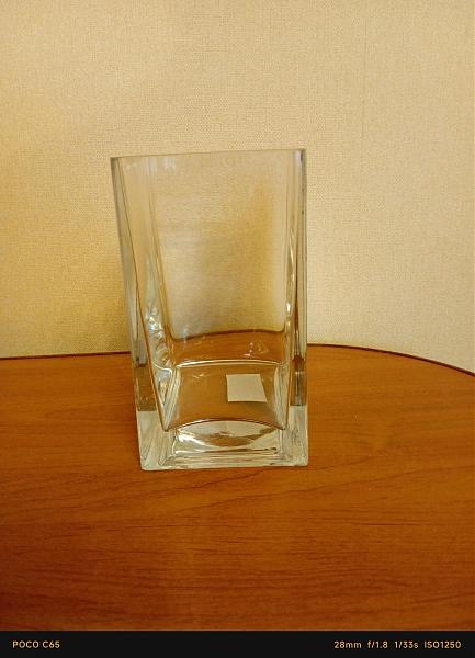 Продам Ваза для цветов (стекло)