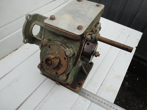 Продам Редуктор червячный