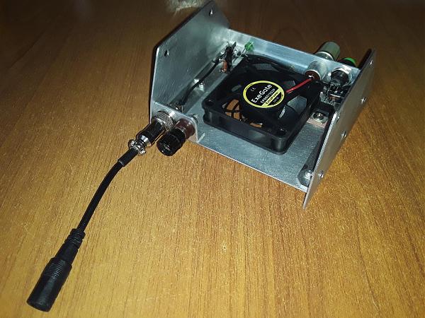 Продам радиостанция TYT TH-8600