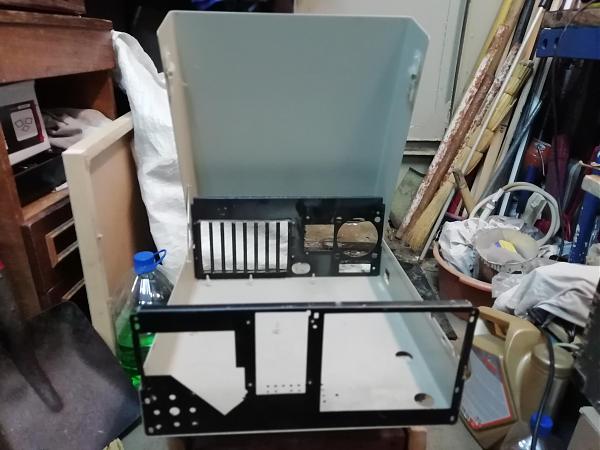 Продам Корпуса наделовские