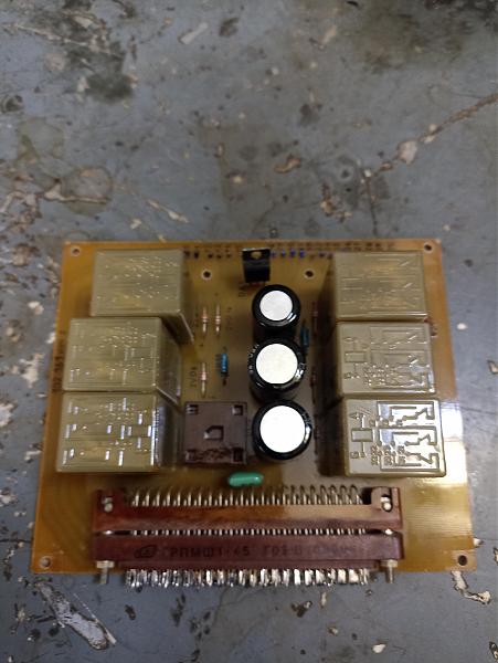 Продам Плата с реле РЭК28