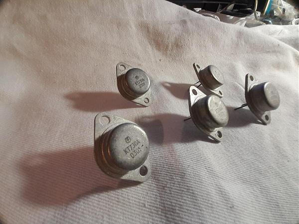 Продам Транзисторы КТ730А