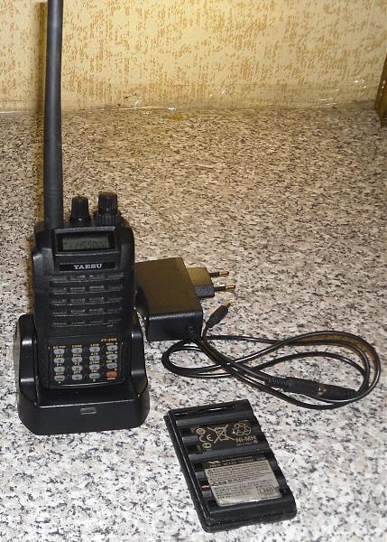 Продам Yaesu FT-250R