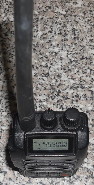 Продам Yaesu FT-250R