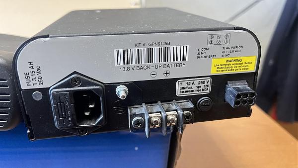 Продам Лот 2 - Motorola GM660 403-470MHz