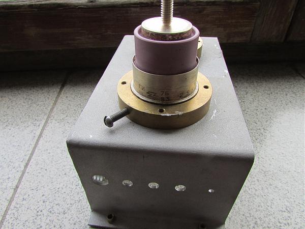 Продам блочек для 2х ги 7б