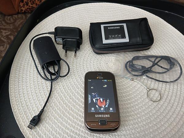 Продам Телефон Samsung GT-B5722