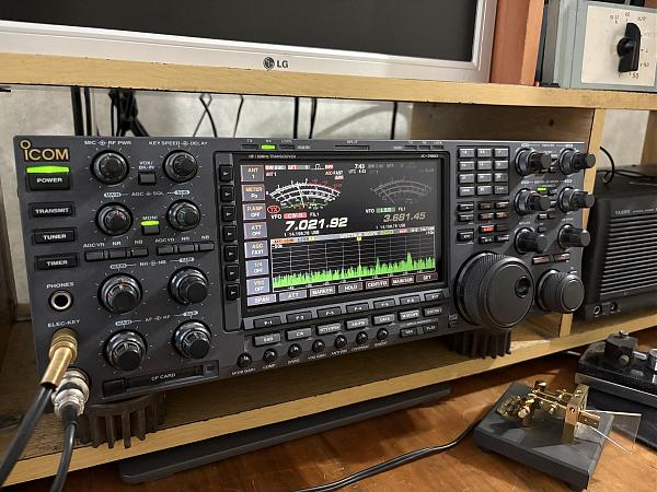 Продам ic-7800