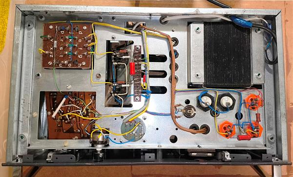 Продам EAG EA 057 усилитель НЧ