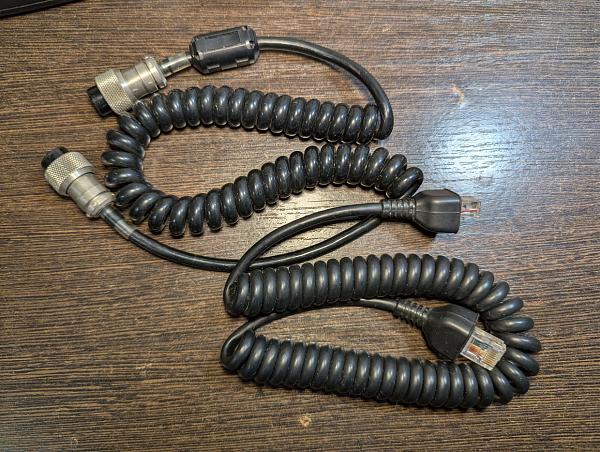 Продам Настольный микрофон Yaesu MD-100A8x