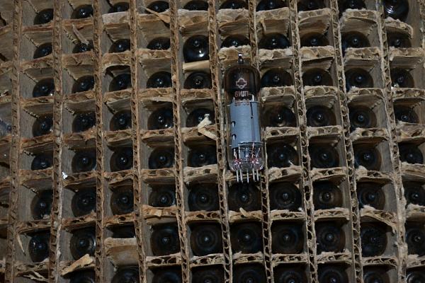 Продам Лампа 6И1П (цена указ. за 20 шт)