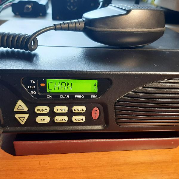 Продам Коротковолновой трансивер Motorola Micom2