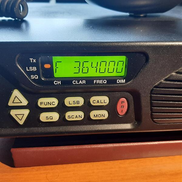 Продам Коротковолновой трансивер Motorola Micom2