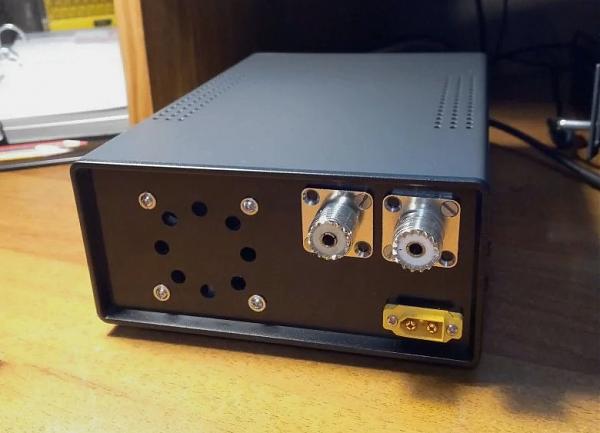 Продам Транзисторный усилитель Micro PA50 с автотюнером