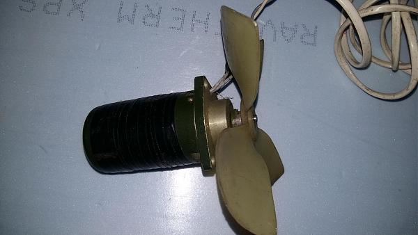 Продам Электродвигатель -номер 4