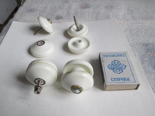 Продам проходные изоляторы