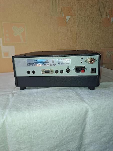 Продам Приемник Icom IC-R75