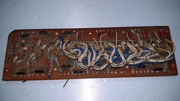 Продам Индикаторные лампы ин 12 б