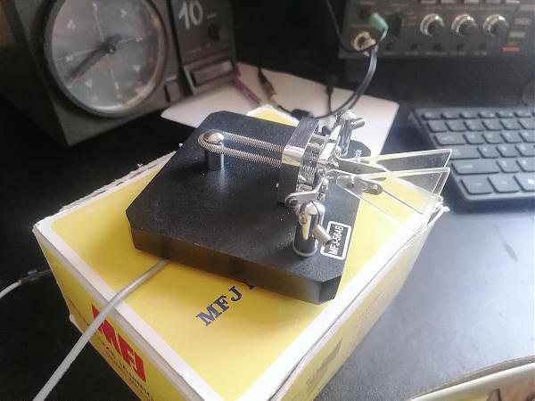 Меняю MFJ-564B lambic key paddle