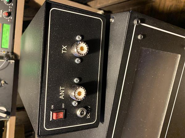 Продам тюнер ATU-500W