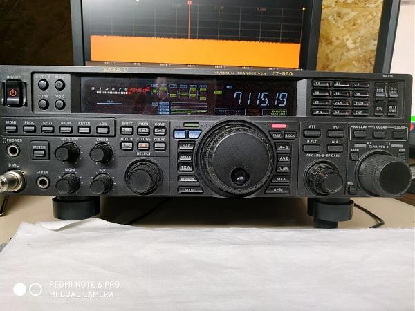 Продам Трансивер YAESU FT-950 + DMU-2000