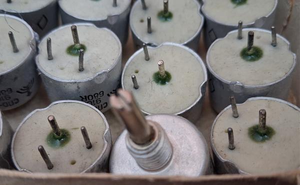 Продам 680 ом СПО-1 подстроечные