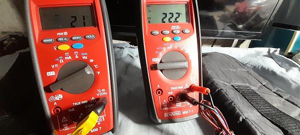 Продам 2 прибора